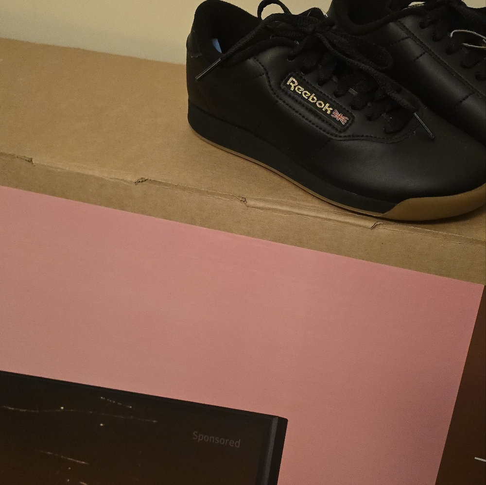 Reebok Sneaker - Picture 4 of 4
